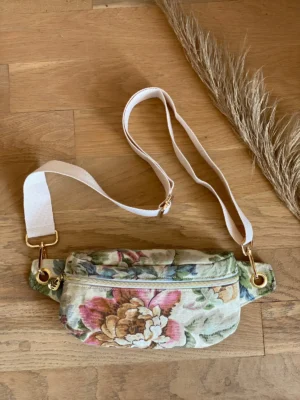 Kit complet banane Ivalo vintage fleurs vintage pastels