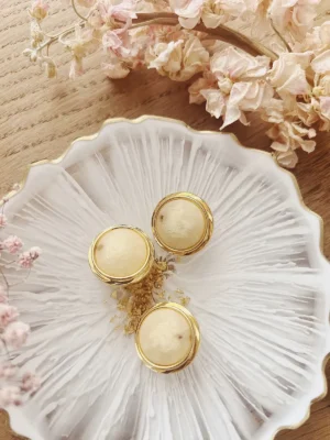 Bouton métal doré marbré beige